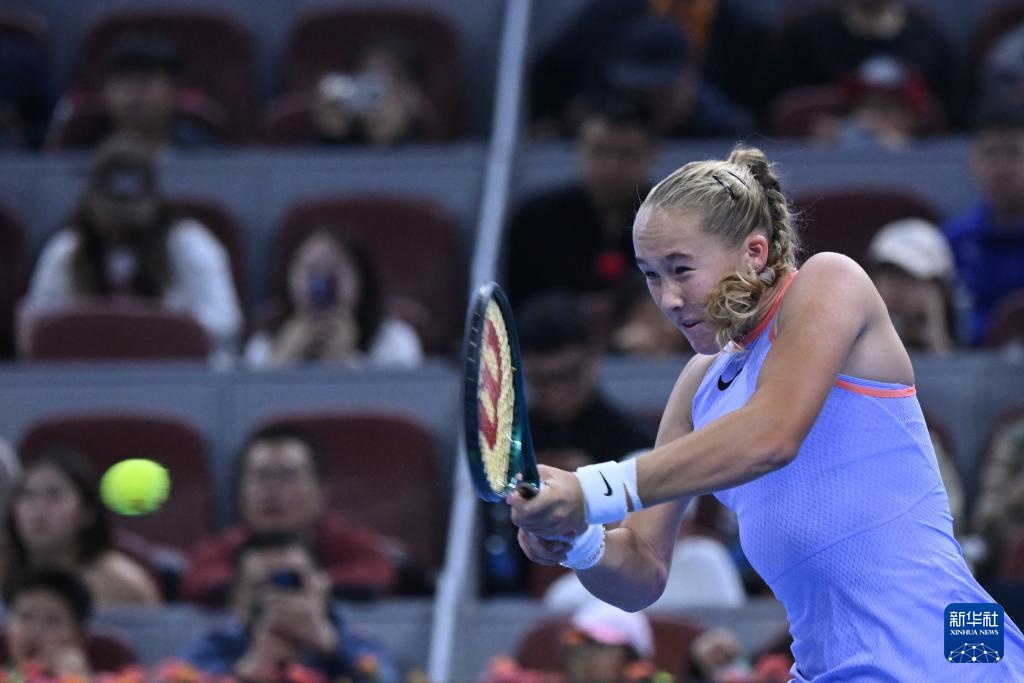 地上对峙 地上对峙